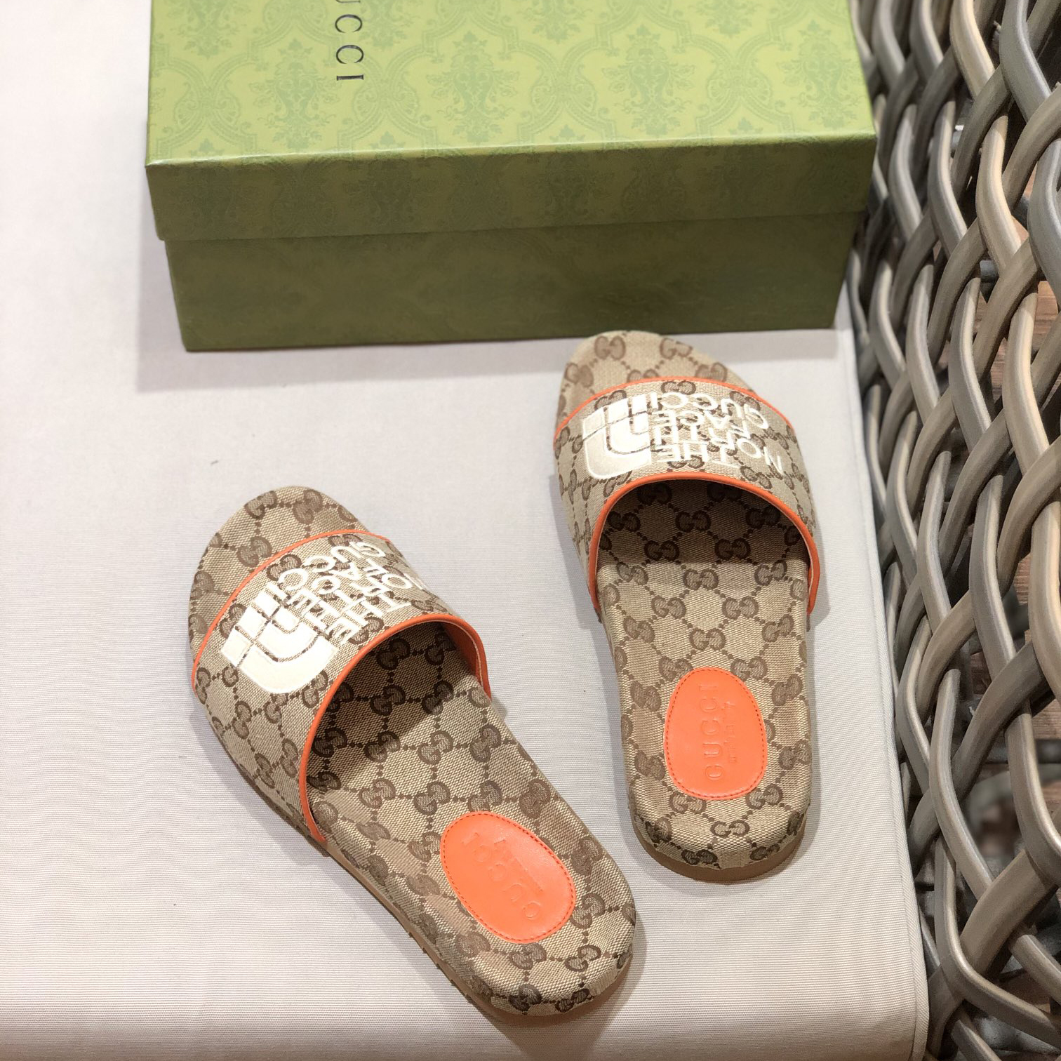 Gucci x The North Face Slides - 