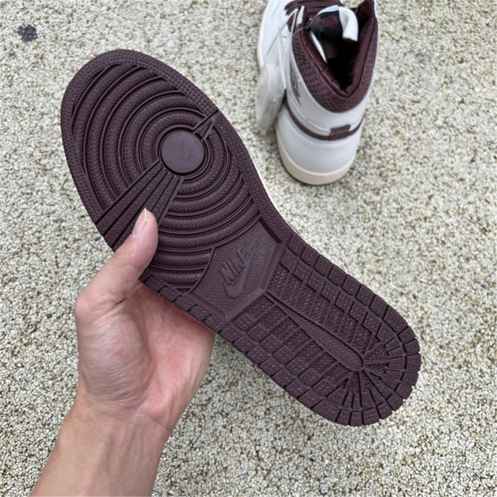 Jordan AJ1 Sneaker - PerfectKickZ
