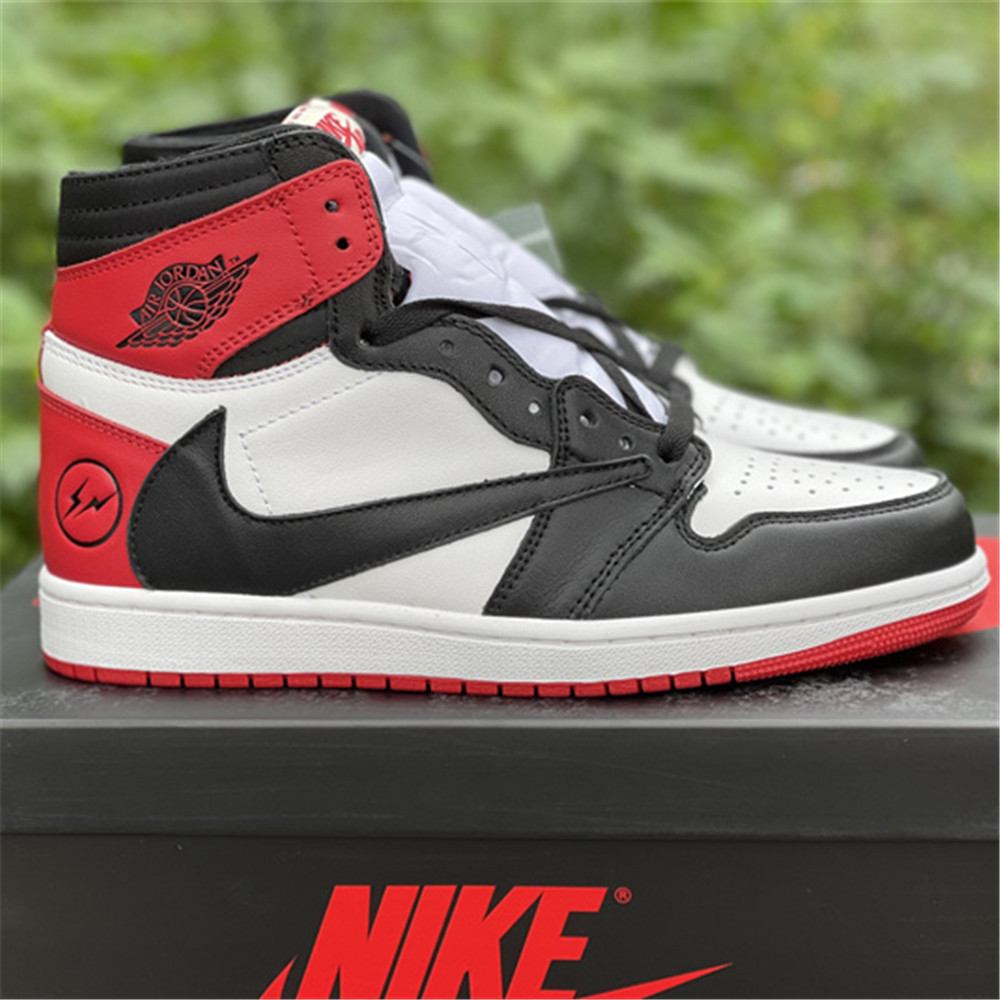 Jordan AJ1 Sneaker In Red&Black DH3227  - PerfectKickZ