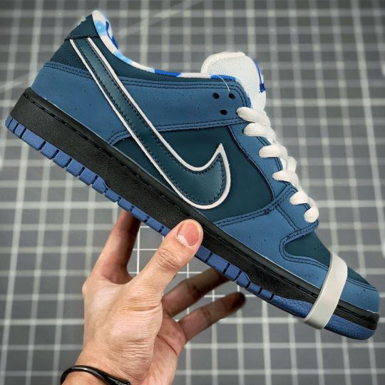 Nike SB Dunk Low Blue Lobster 2009 Sneaker - PerfectKickZ