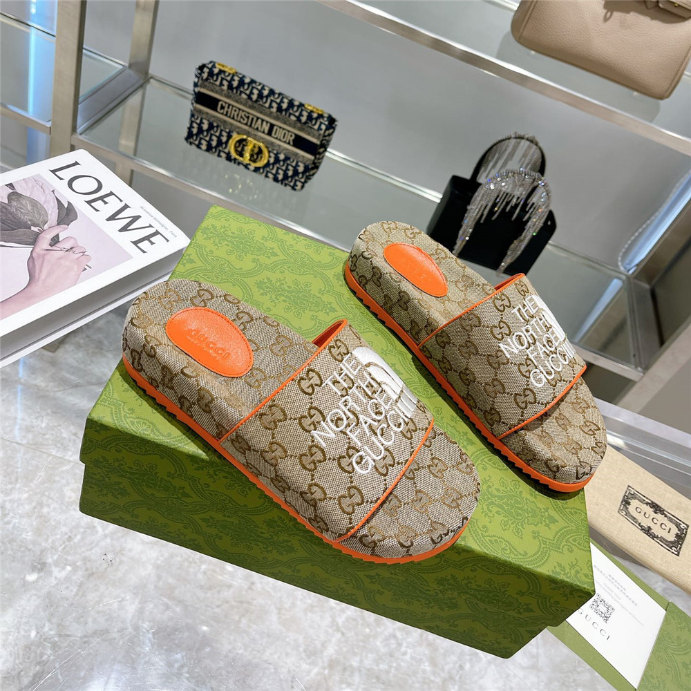 Gucci Men's The North Face x Gucci GG Slide - PerfectKickZ