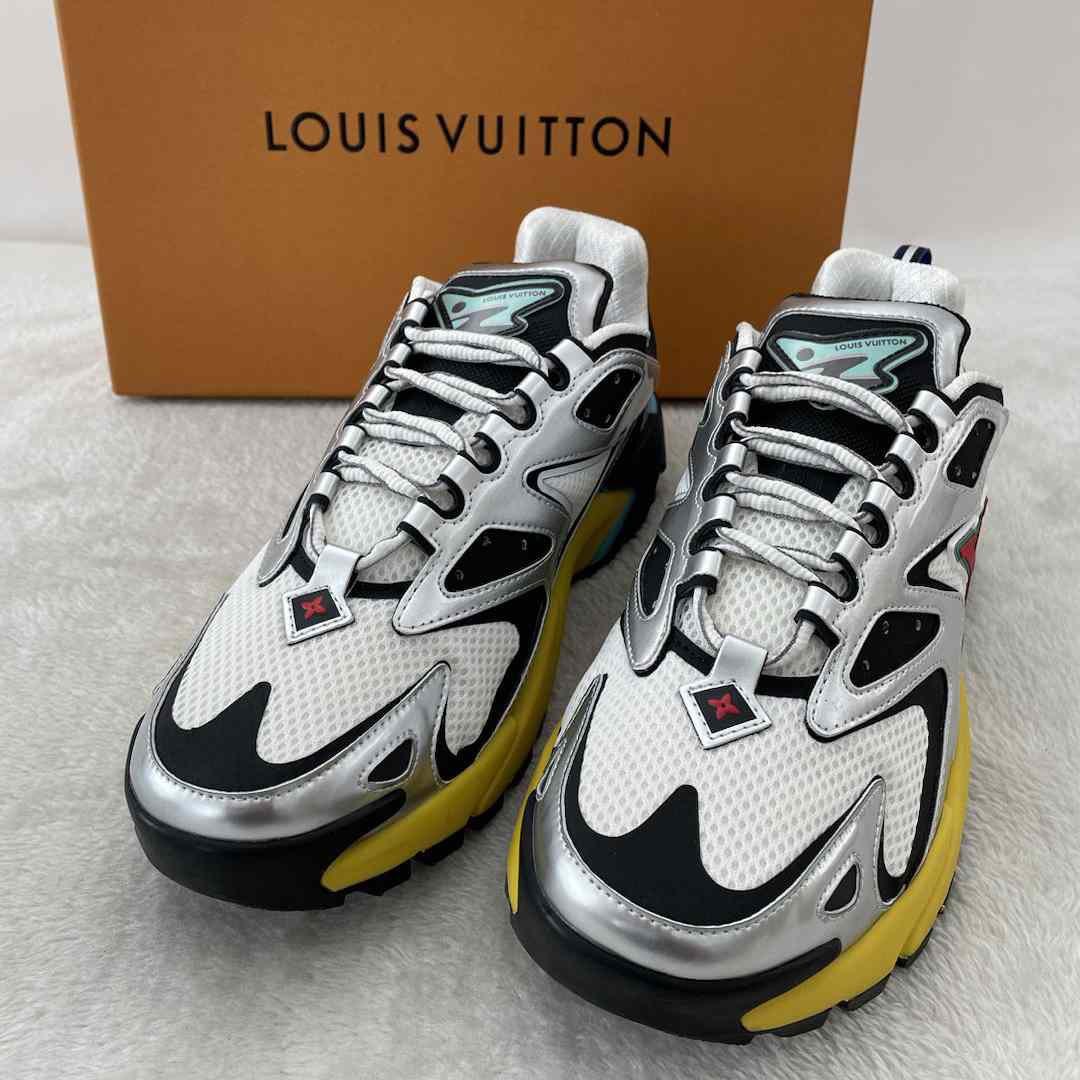 Louis Vuitton Runner Tatic Sneaker(Upon UK Size) - PerfectKickZ