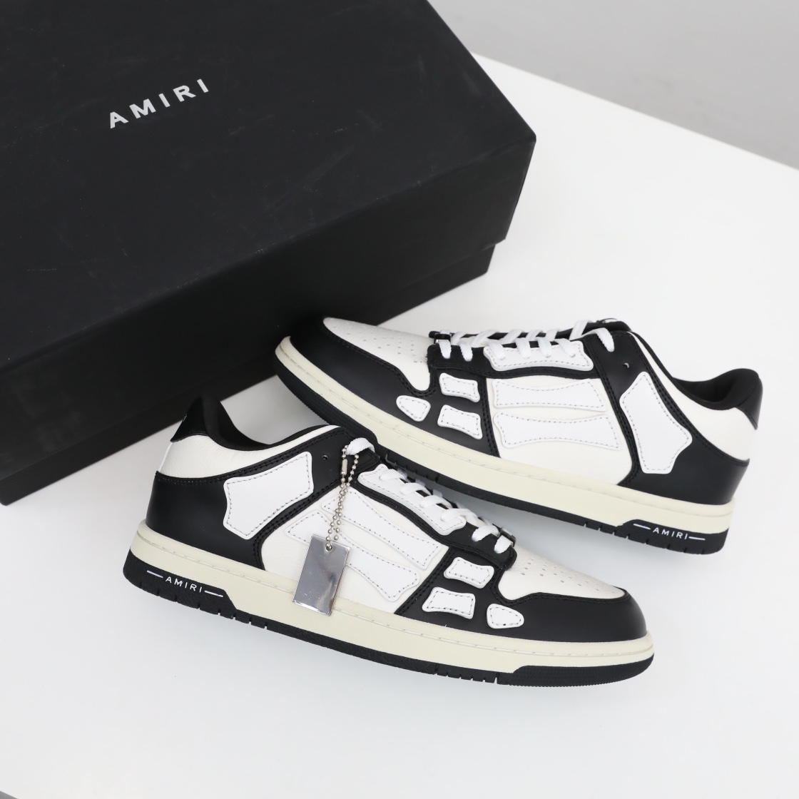 Amiri Skel-Top Low Sneaker White/Black - PerfectKickZ