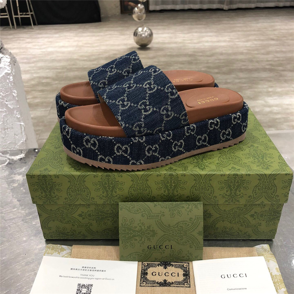 Gucci Women's Platform Slide Sandal(Blue and Ivory) - PerfectKickZ