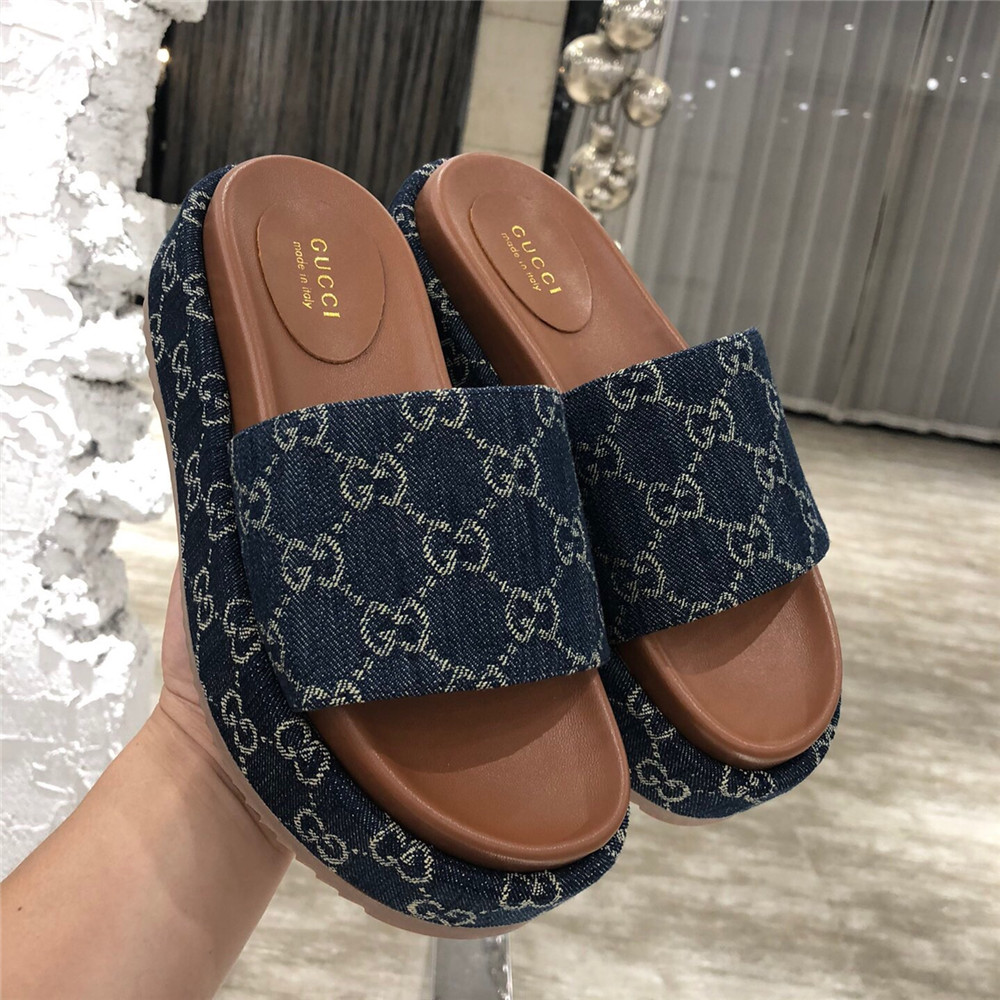 Gucci Women's Platform Slide Sandal(Blue and Ivory) - PerfectKickZ
