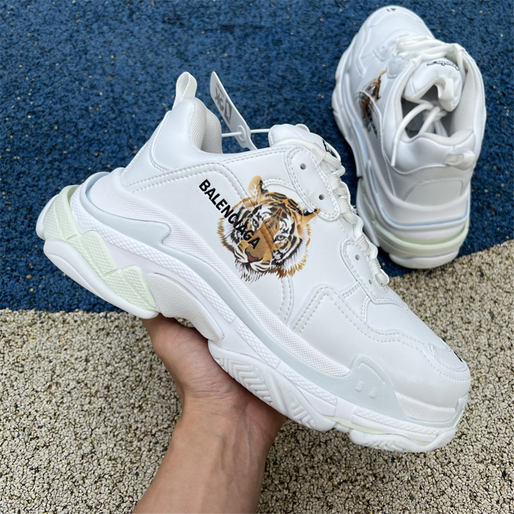Balenciaga Triple S x Gucci Tiger Print Sneaker In White - PerfectKickZ