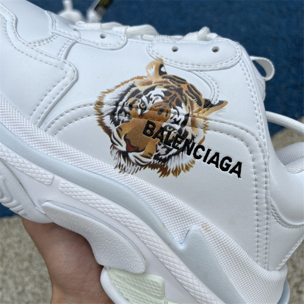 Balenciaga Triple S x Gucci Tiger Print Sneaker In White - PerfectKickZ