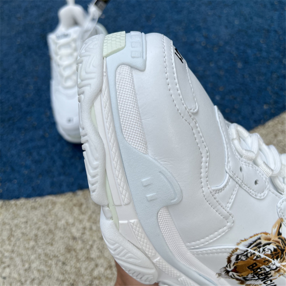 Balenciaga Triple S x Gucci Tiger Print Sneaker In White - PerfectKickZ