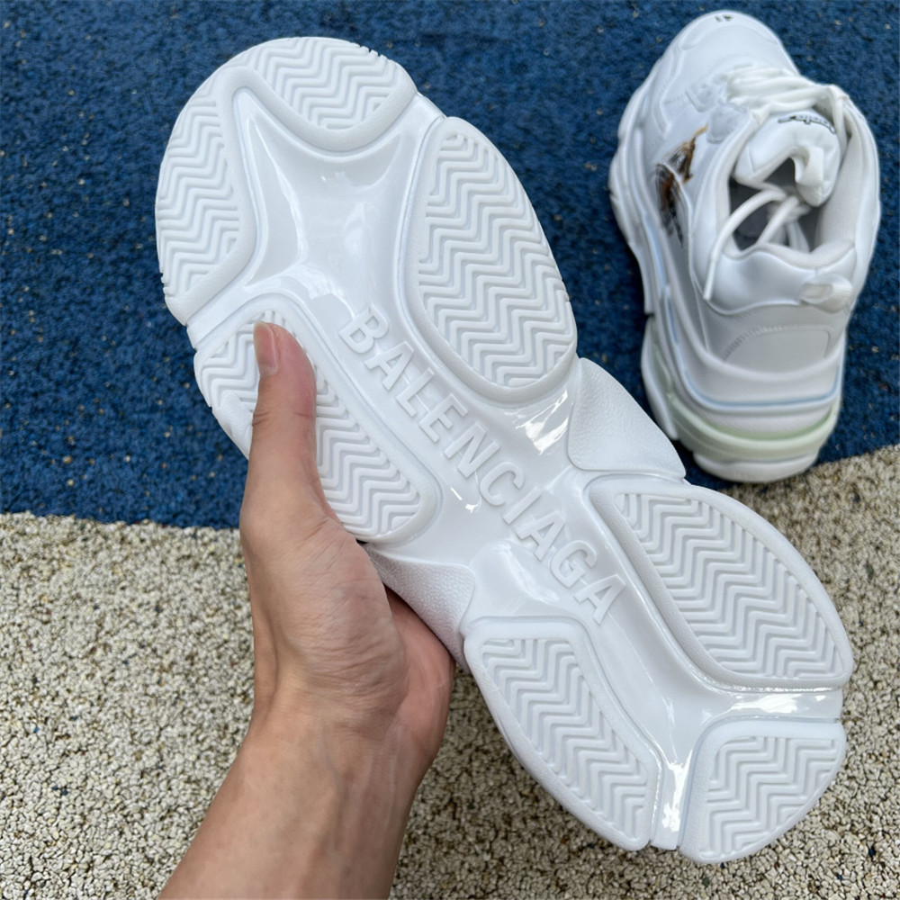 Balenciaga Triple S x Gucci Tiger Print Sneaker In White - PerfectKickZ