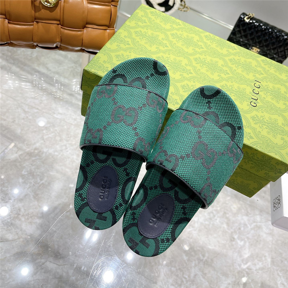 Gucci  Green GG Logo Slides - PerfectKickZ
