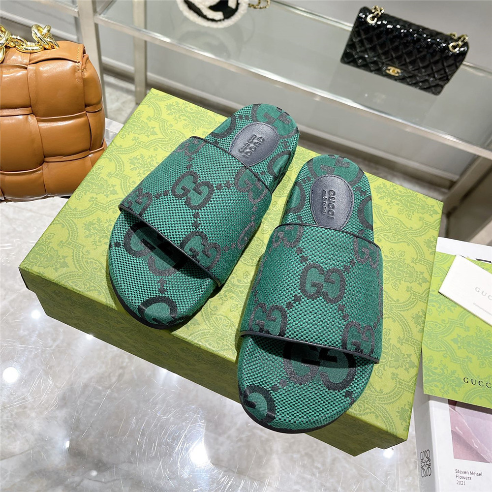 Gucci  Green GG Logo Slides - PerfectKickZ