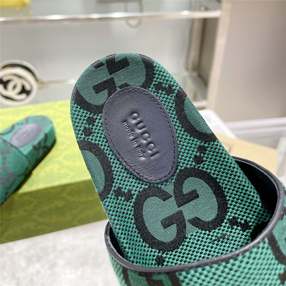 Gucci  Green GG Logo Slides - PerfectKickZ