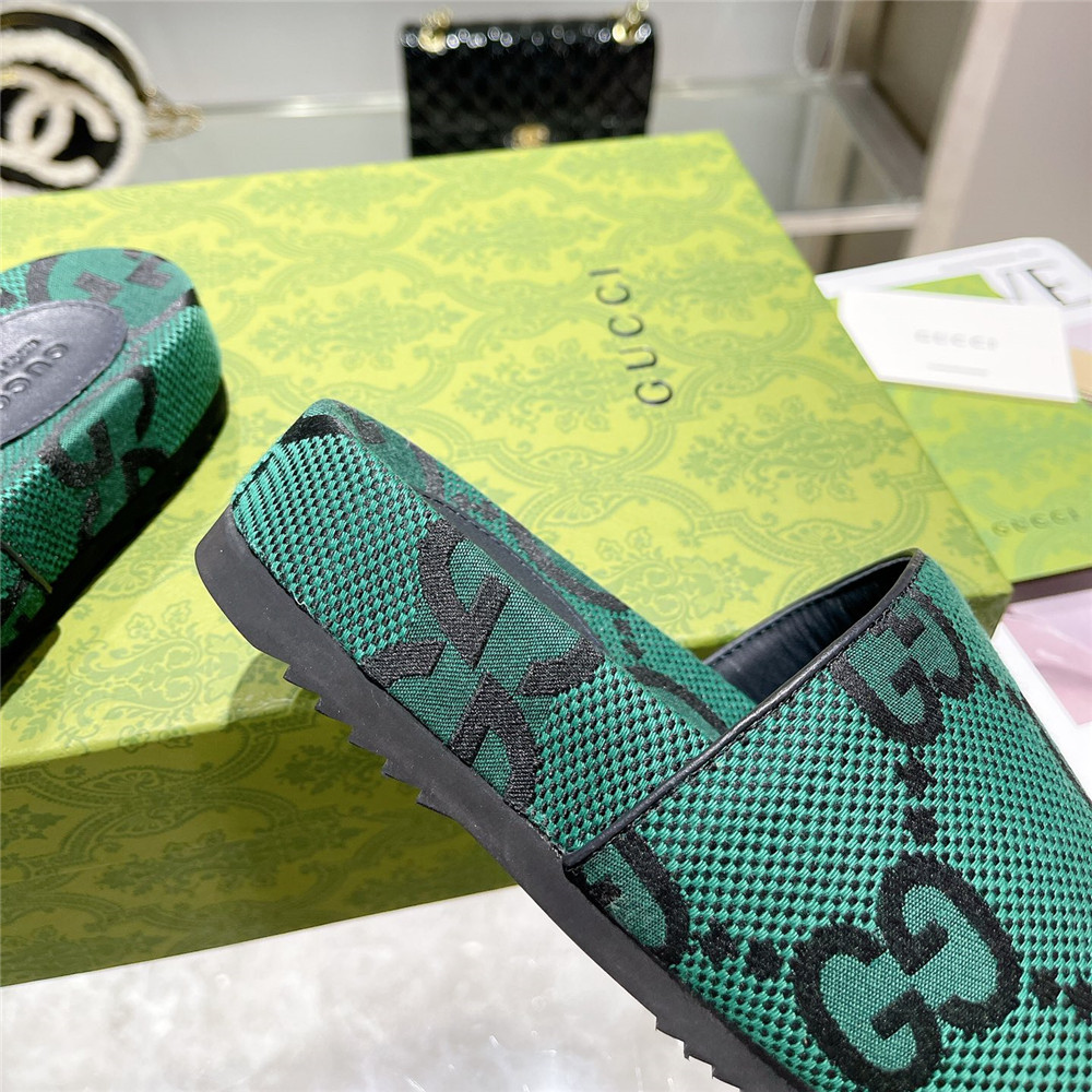 Gucci  Green GG Logo Slides - PerfectKickZ