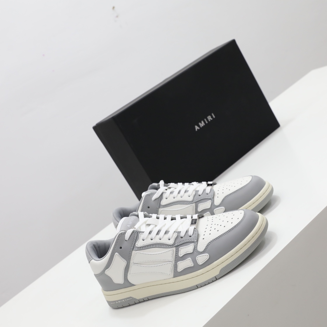Amiri Skel-Top Low Sneaker Grey/White - PerfectKickZ