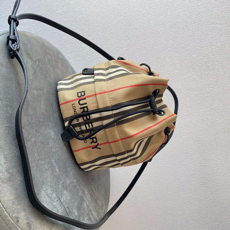 Burberry Shoulder Bag (Size 18*19.5*14cm) - PerfectKickZ