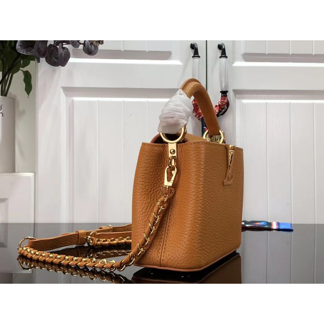 Louis Vuitton Capucines  Mini Handbag In Brown(21 x 14 x 8 cm) - 