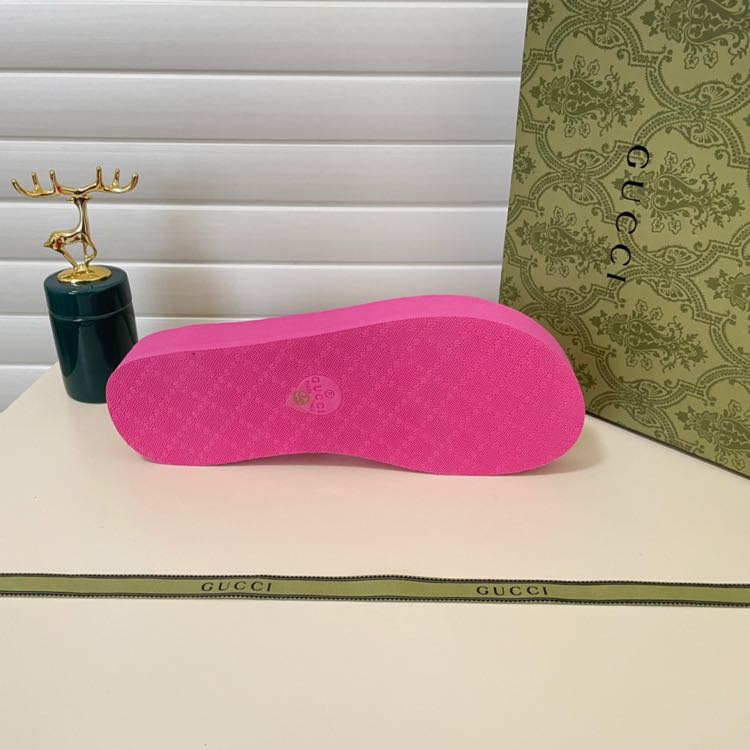 Gucci Thong Sandal With Double G - PerfectKickZ