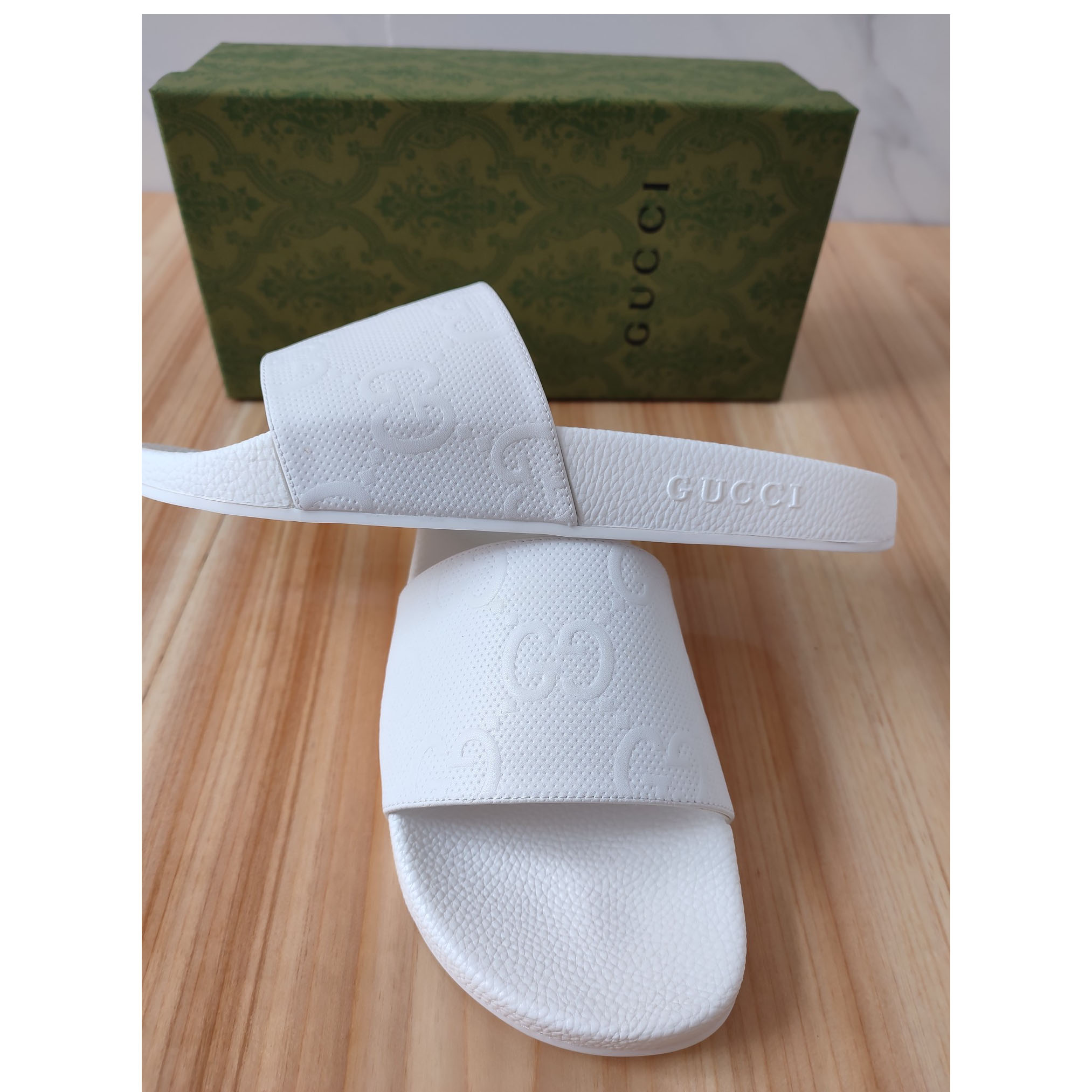 Gucci Logo Rubber Slide Sandal In White - PerfectKickZ