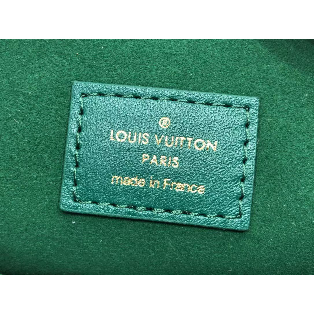 Louis Vuitton  BB Handbag （21 x 16 x 7cm） - PerfectKickZ