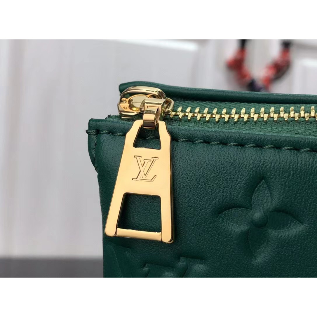 Louis Vuitton  BB Handbag （21 x 16 x 7cm） - PerfectKickZ
