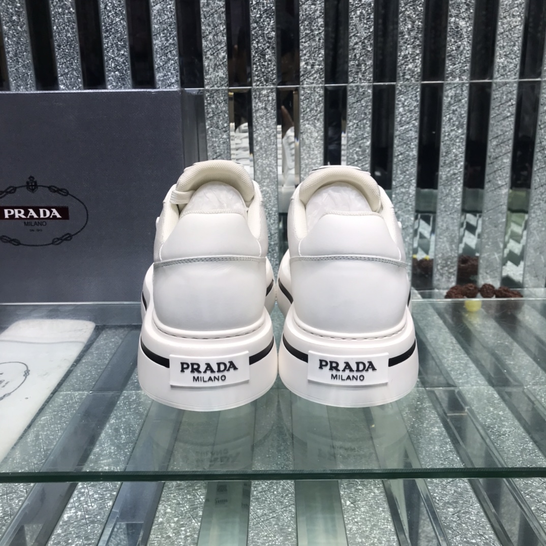 Prada Logo Sneakers In White - 