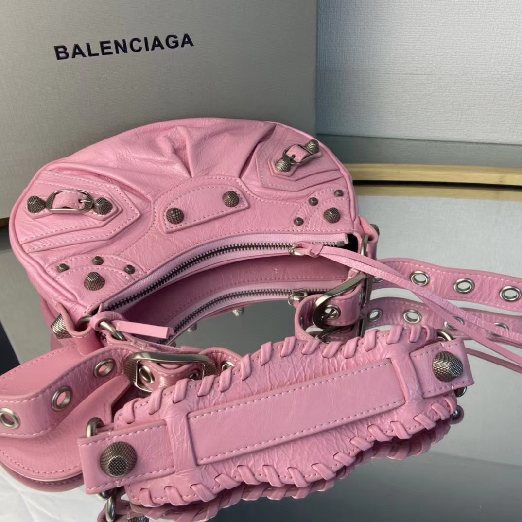 Balenciaga Women's Handbag（26-16-10cm） - PerfectKickZ
