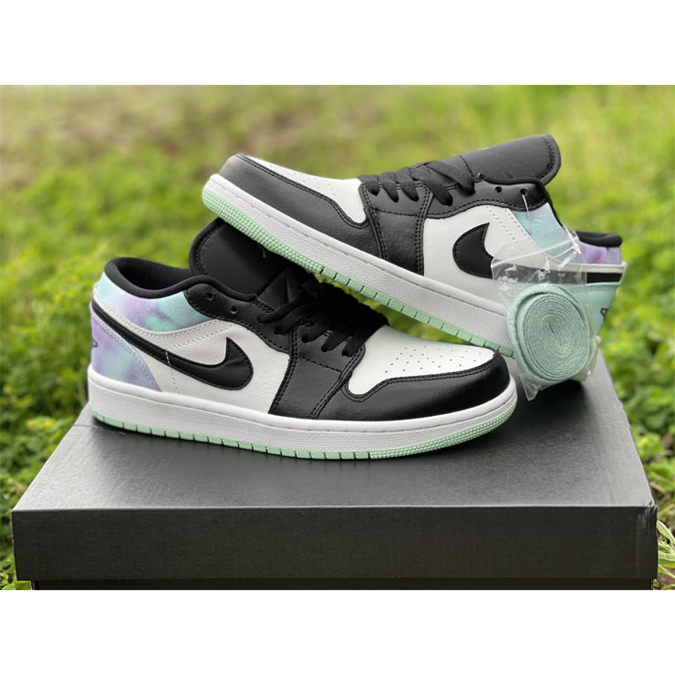 Air Jordan 1 Low Sneaker   DM1199 100 - PerfectKickZ