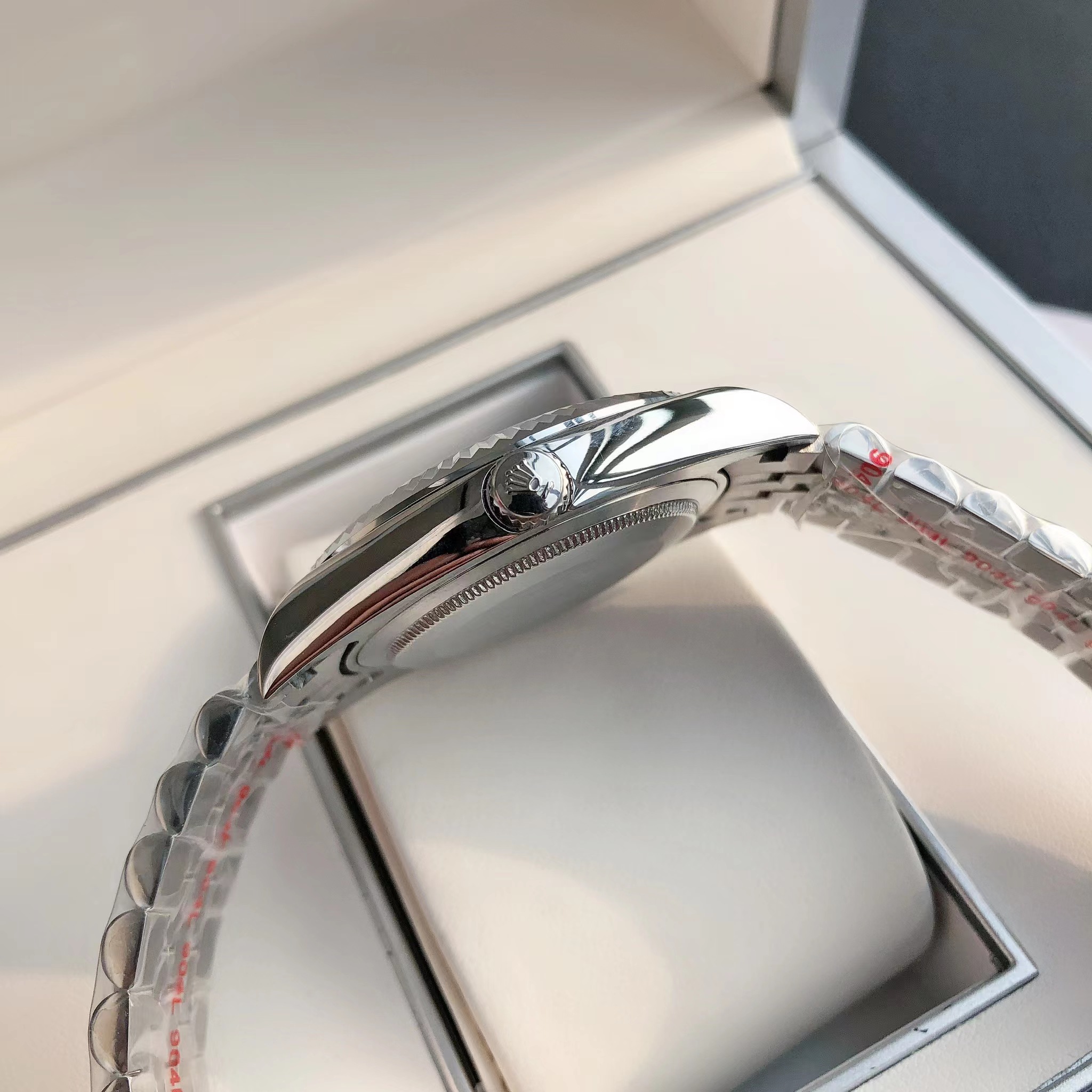 Rolex Watch  41mm - PerfectKickZ
