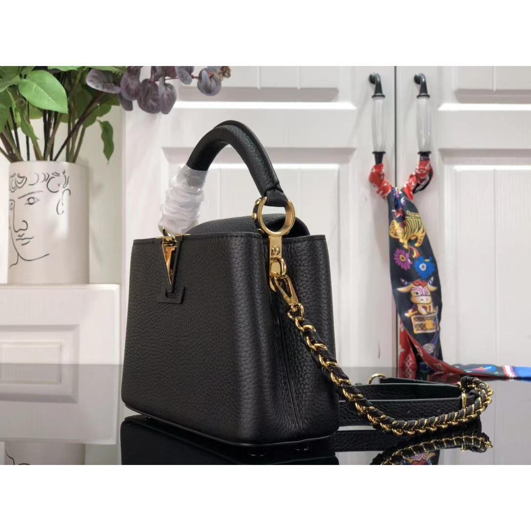 Louis Vuitton Capucines Mini Handbag In Black(21 x 14 x 8 cm) - 