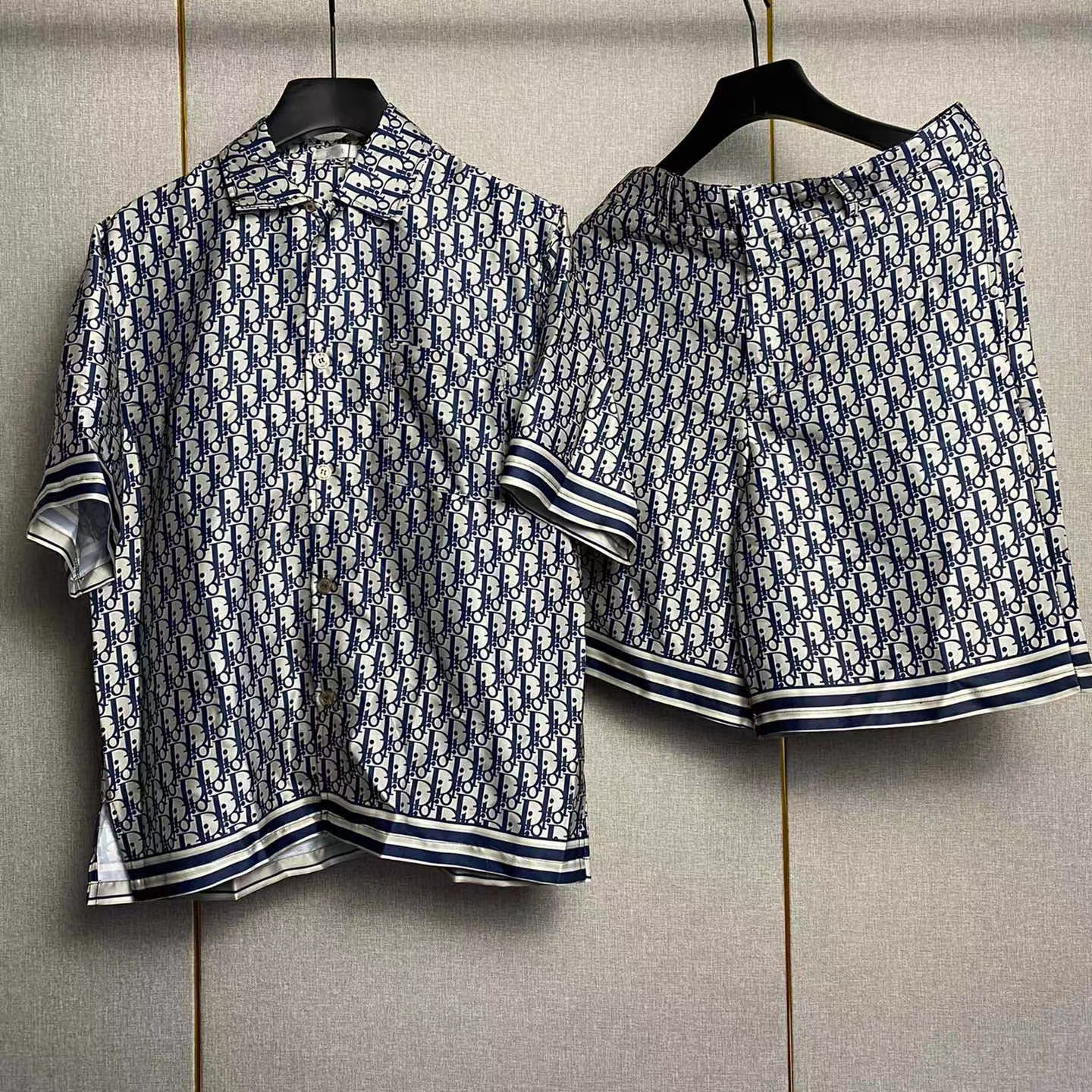 Dior Oblique Pixel Short-Sleeved Shirt And Shorts - PerfectKickZ