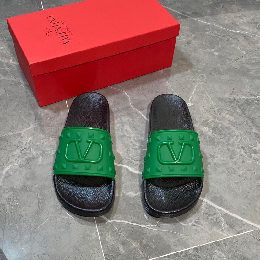 Valenti Garavani Summer V Logo Singature Sandal In Green - PerfectKickZ