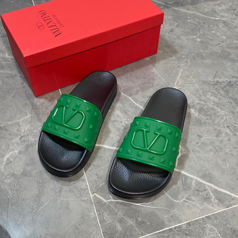 Valenti Garavani Summer V Logo Singature Sandal In Green - PerfectKickZ