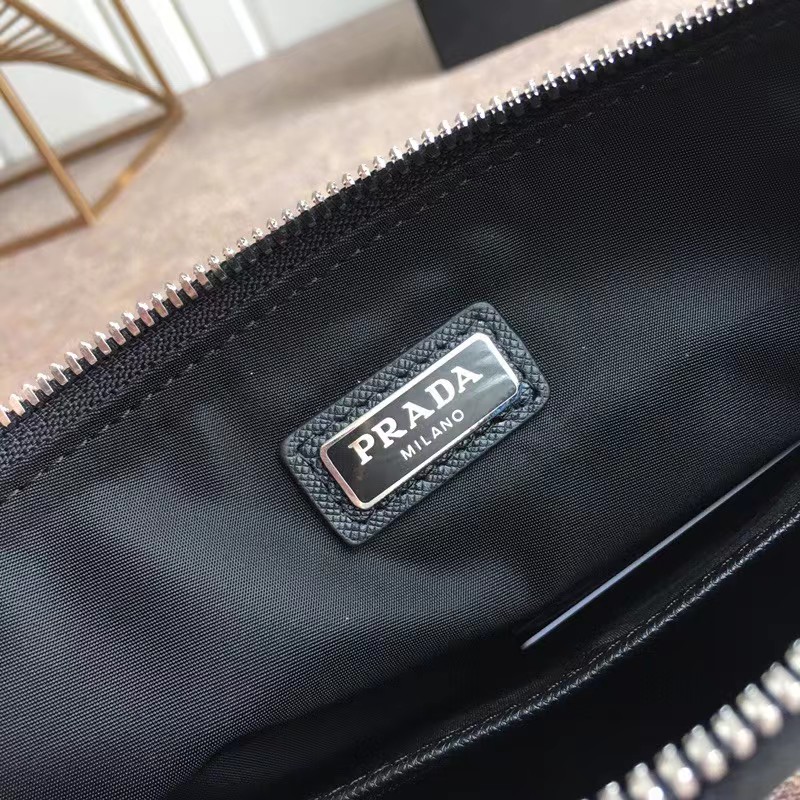 Prada Flat Pouch Black   28-18-1CM - PerfectKickZ