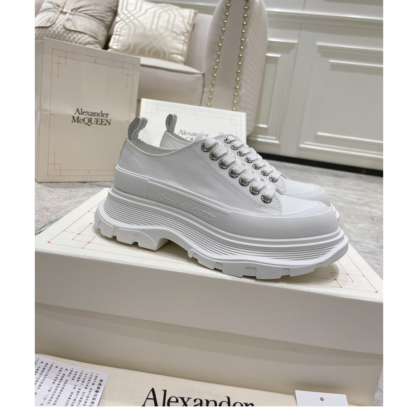 Alexander Mqueen Tread Slick Platform Low Sneakers - PerfectKickZ