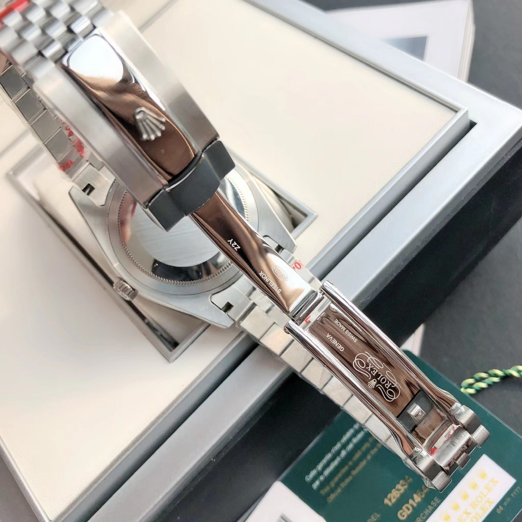 Rolex Watch  41mm - PerfectKickZ