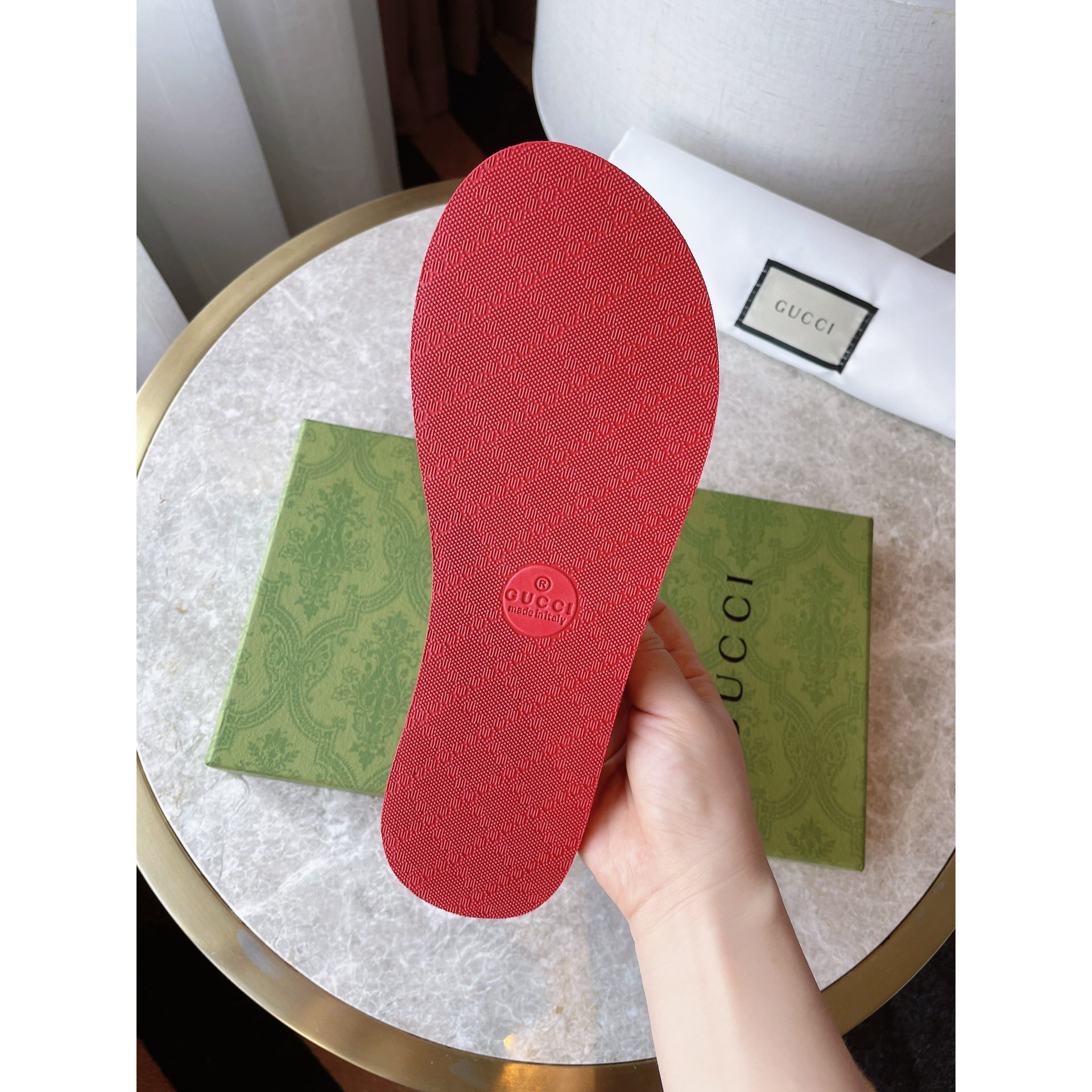 Gucci Thong Sandal With Double G - PerfectKickZ