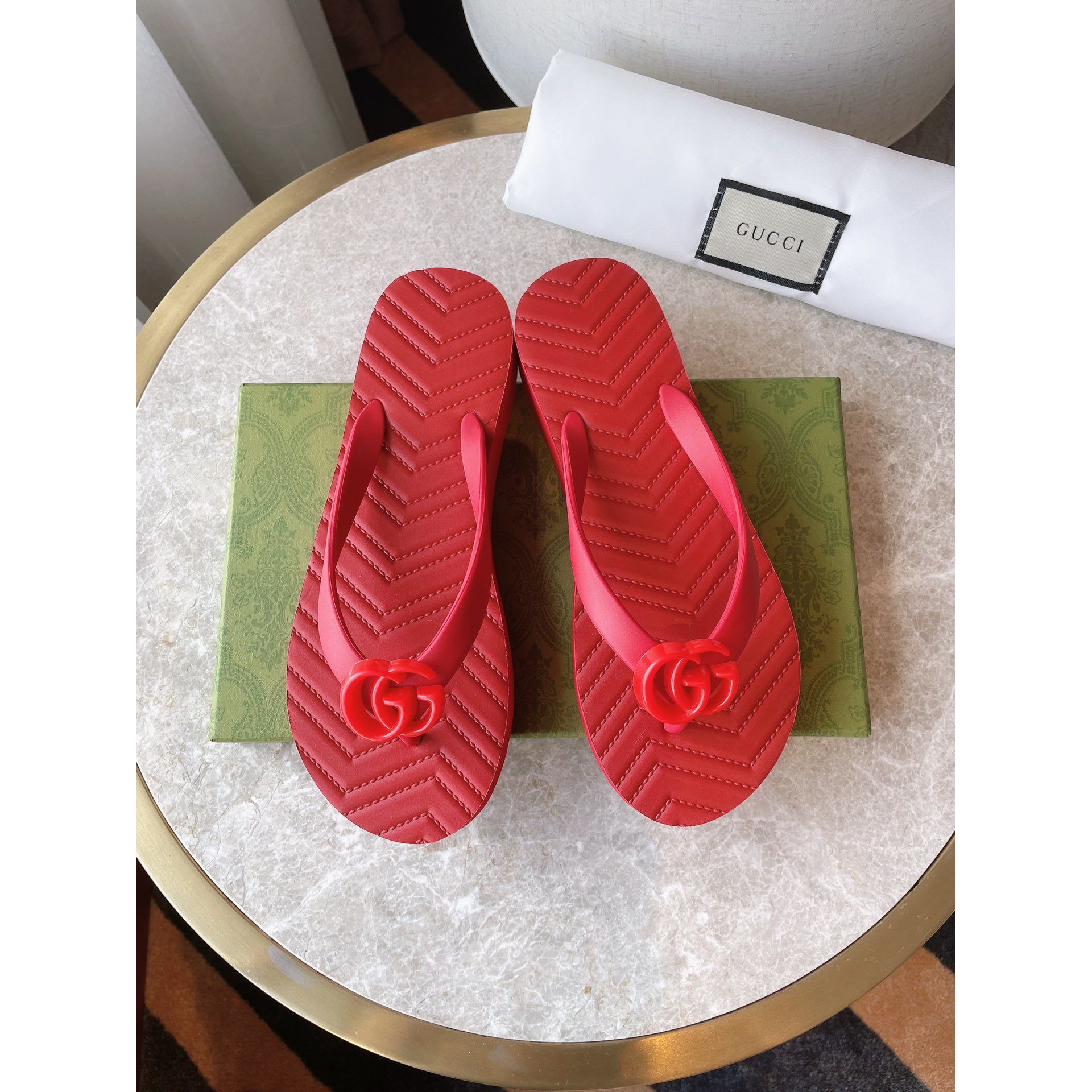 Gucci Thong Sandal With Double G - PerfectKickZ