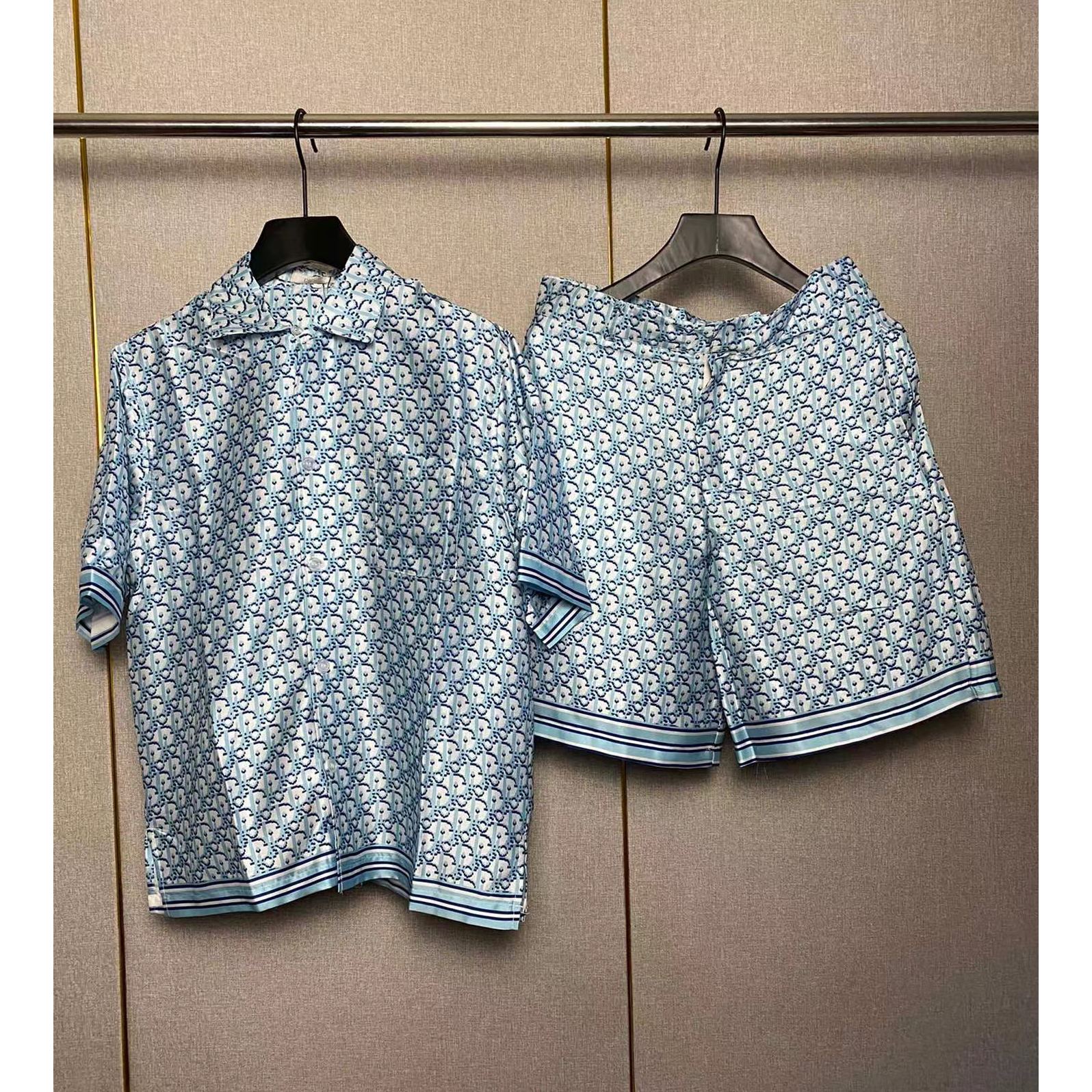 Dior Oblique Pixel Short-Sleeved Shirt And Shorts - PerfectKickZ