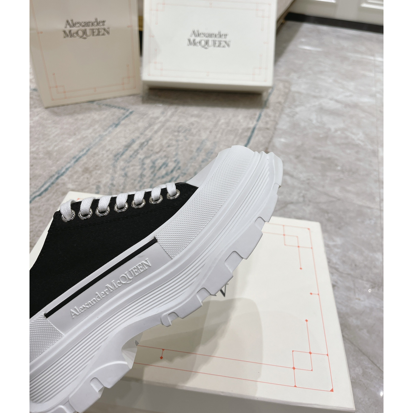 Alexander Mqueen Tread Slick Platform Low Sneakers - PerfectKickZ