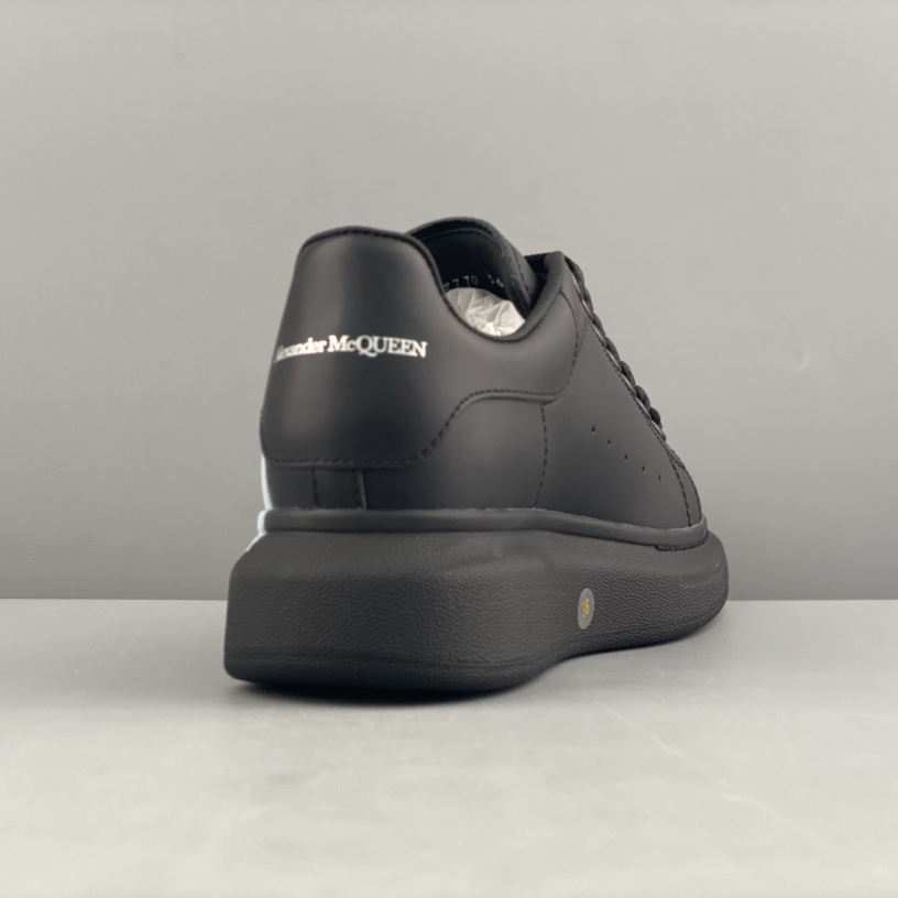 Alexander Mqueen Low-Top Sneakers     - PerfectKickZ