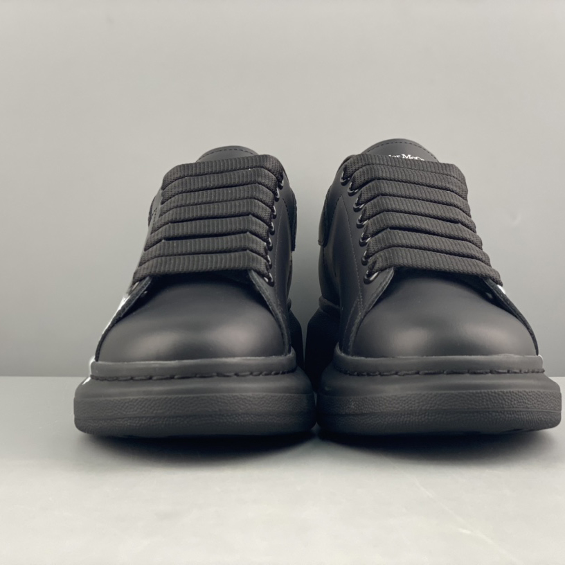 Alexander Mqueen Low-Top Sneakers     - PerfectKickZ