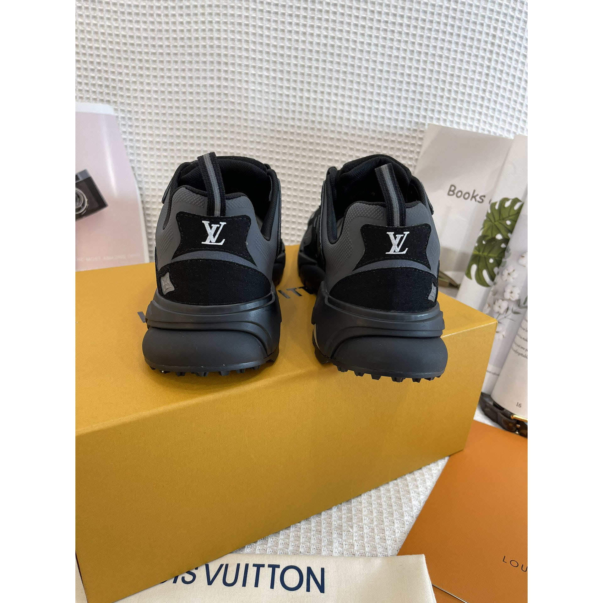 Louis Vuitton Runner Tatic Sneaker - PerfectKickZ