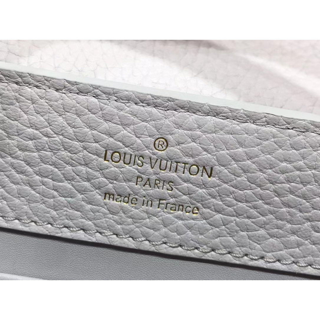 Louis Vuitton Capucines Mini Handbag (21 x 14 x 8 cm) - PerfectKickZ
