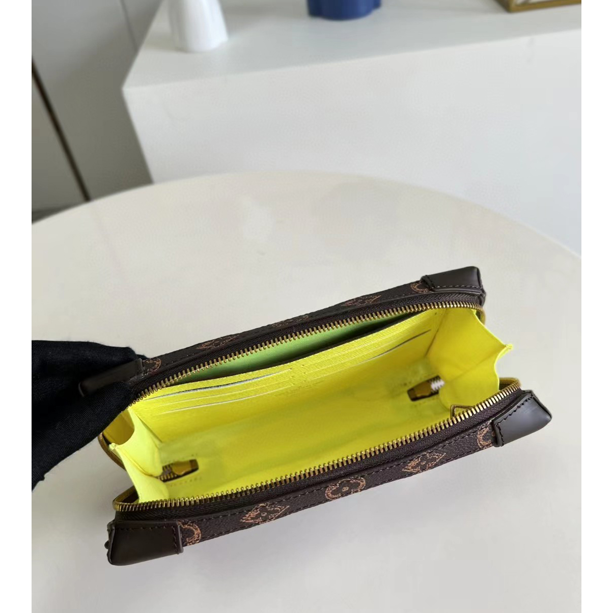Louis Vuitton Vsoft Trunk Wearable Wallet(22.5-14-5 CM) - PerfectKickZ