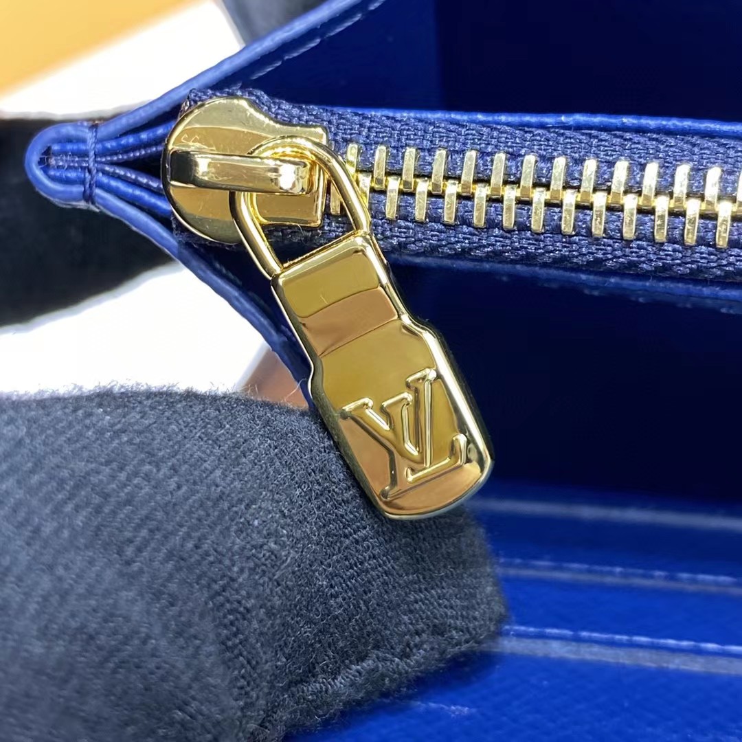 Louis Vuitton  Sarah Wallet（19.0 x 10.5 x 2.0cm） - PerfectKickZ