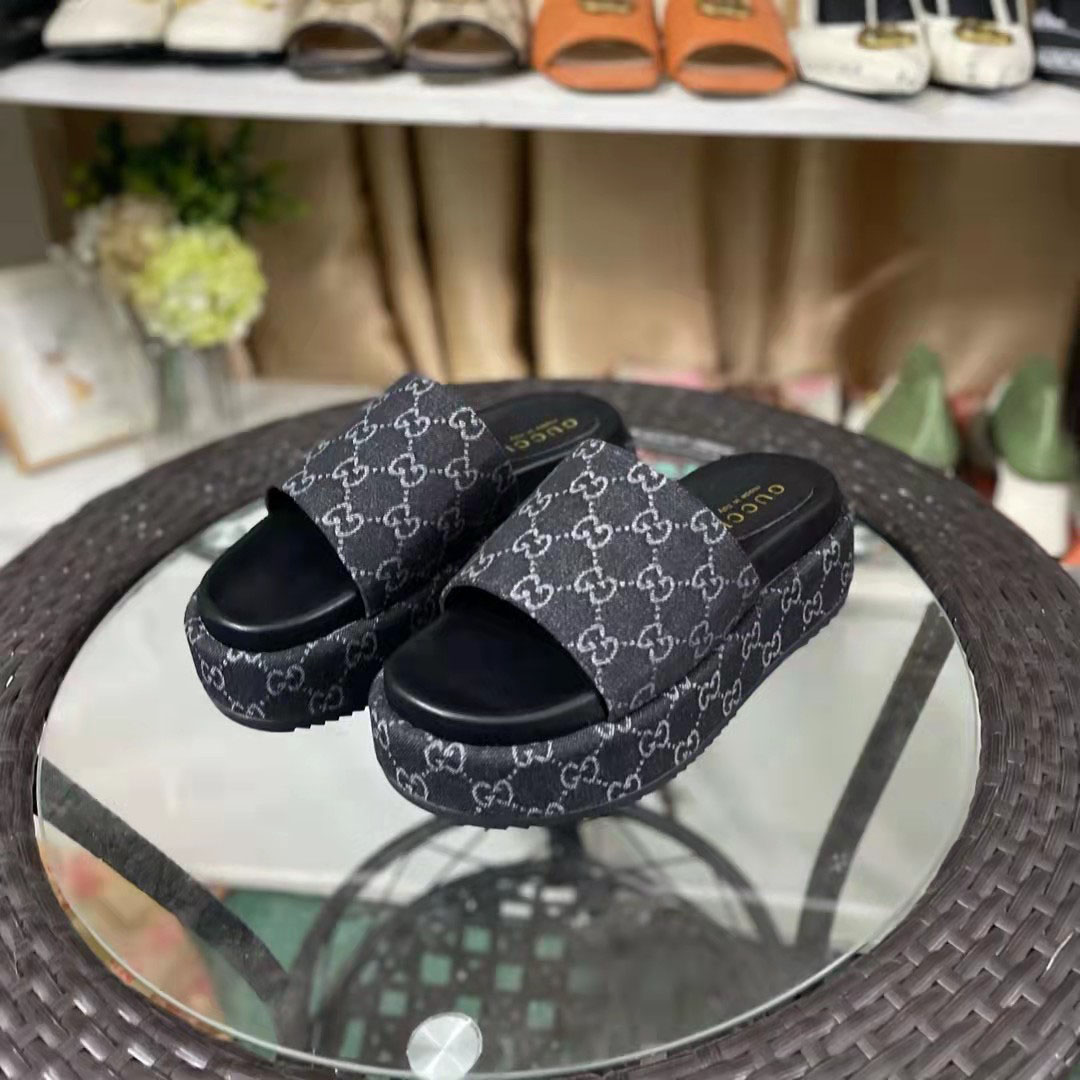 Gucci Women's Platform Slide Sandal - PerfectKickZ