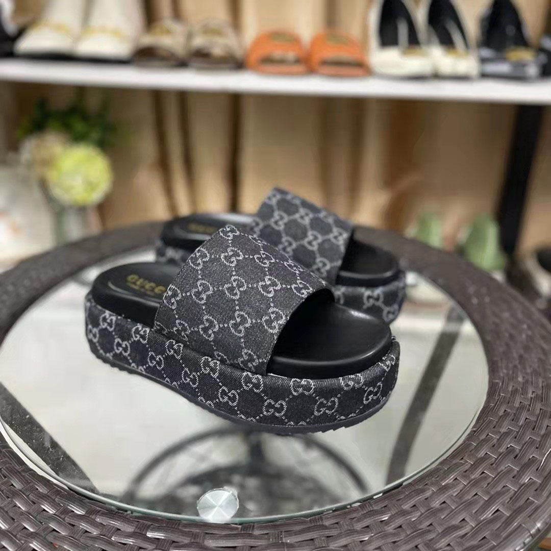 Gucci Women's Platform Slide Sandal - PerfectKickZ