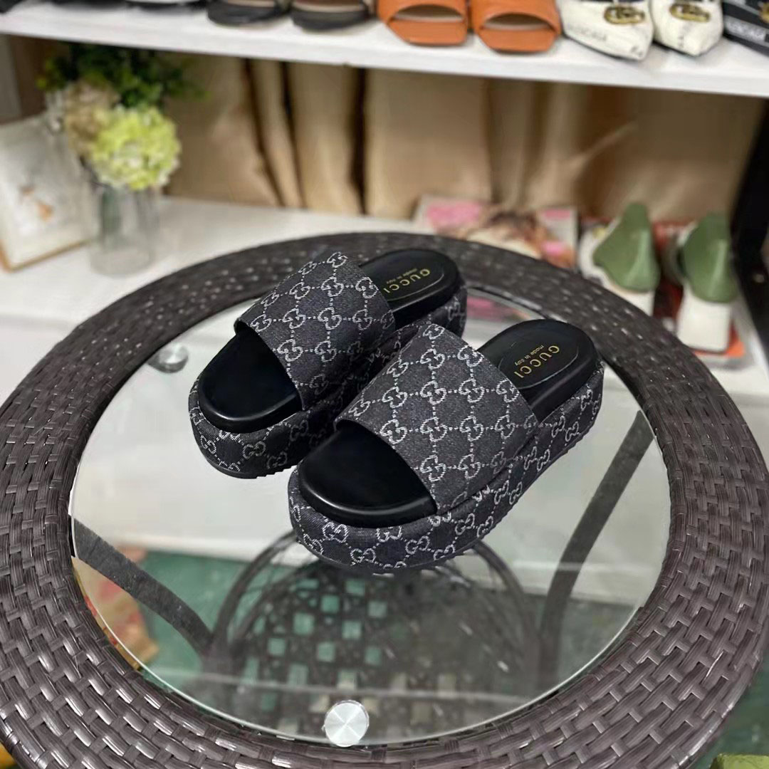 Gucci Women's Platform Slide Sandal - PerfectKickZ