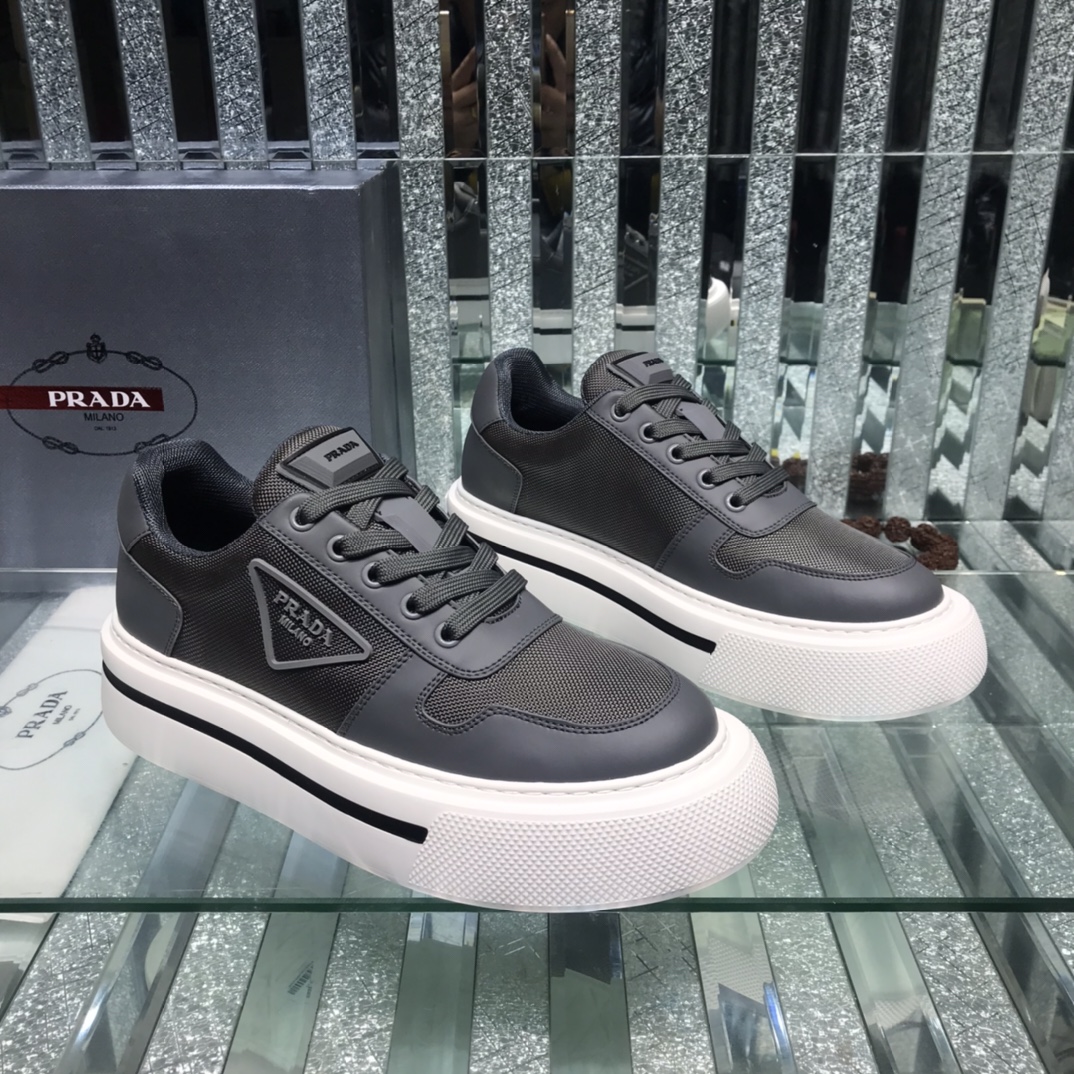 Prada Logo Sneakers In Black - PerfectKickZ