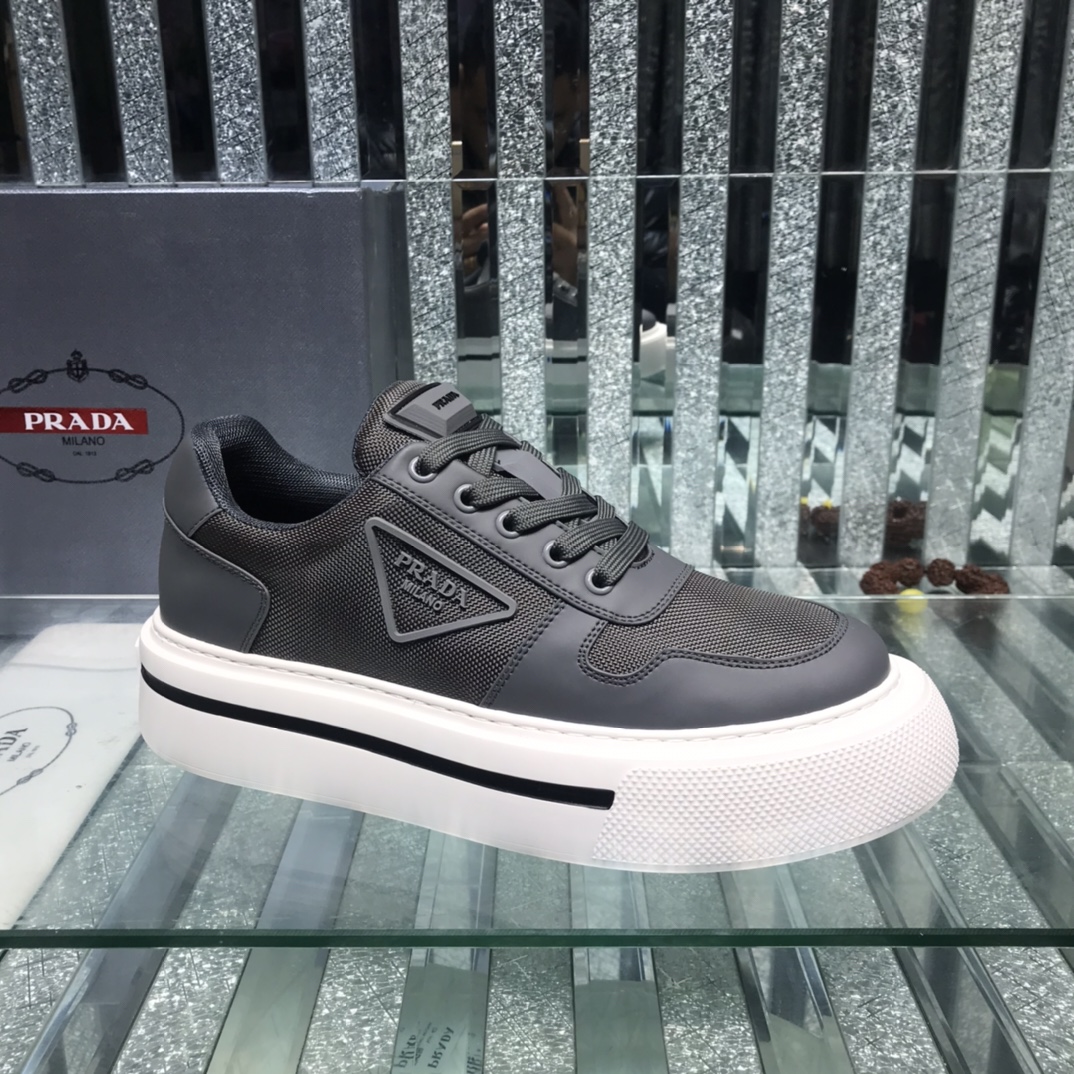 Prada Logo Sneakers In Black - PerfectKickZ